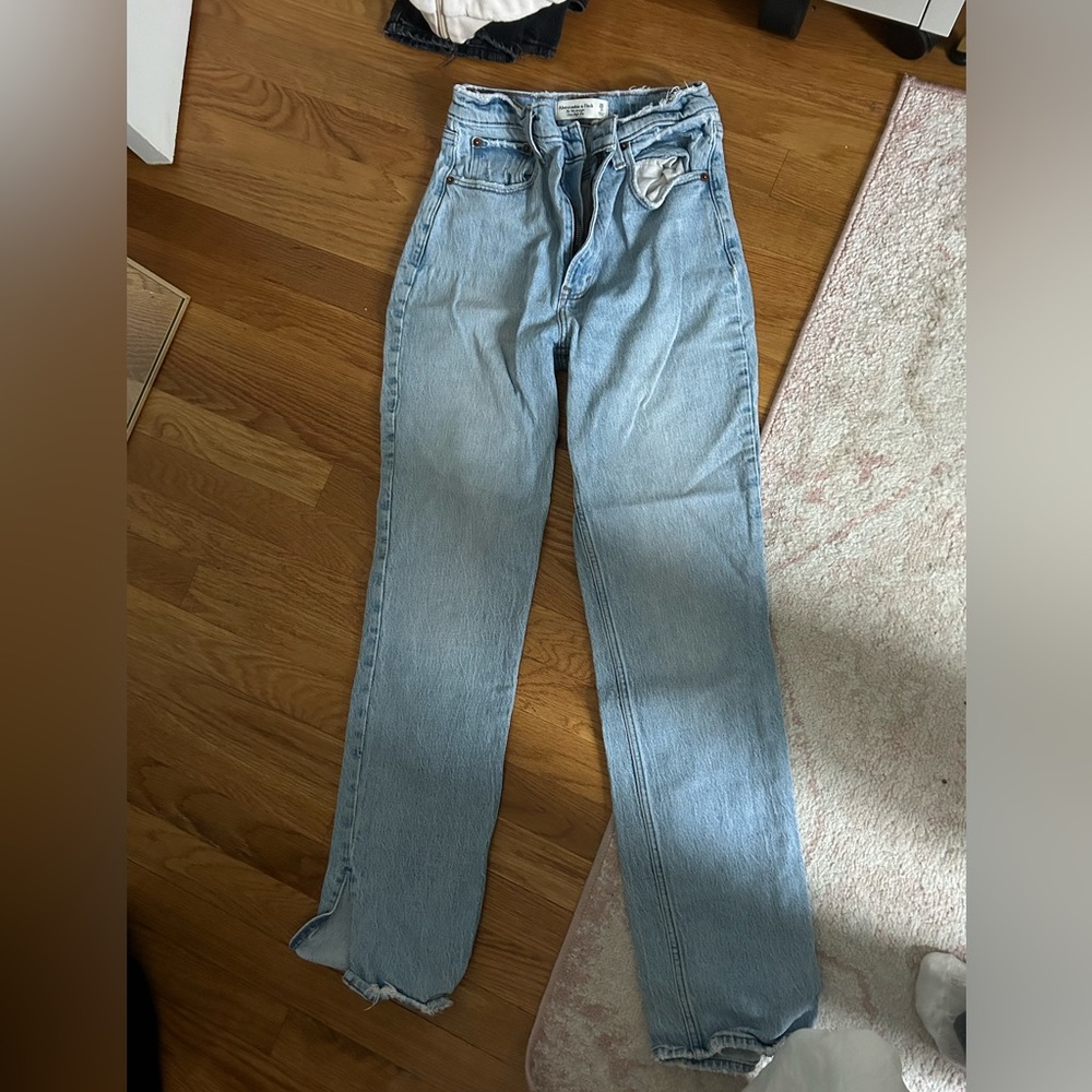 Abercrombie ultra high rise 90s straight jeans
